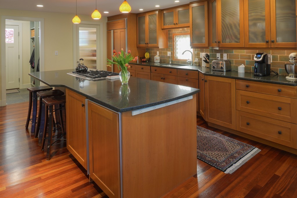 24 Preston Beach Road Marblehead, MA 01945 - Photo 13 of 30