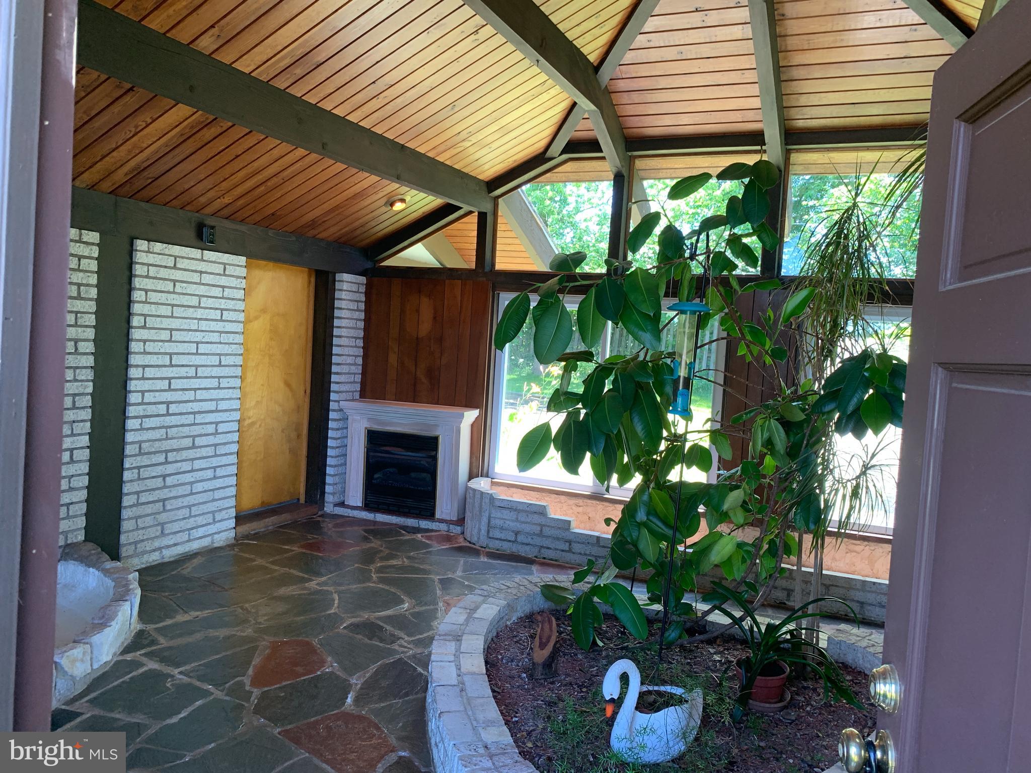 810 Fairfield Road Fairless Hills, PA 19030 - Photo 9 of 21