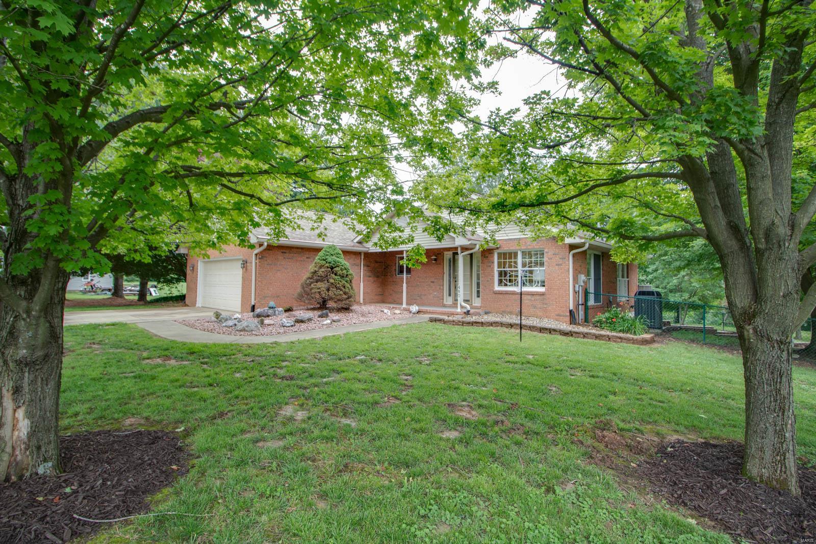 480 Piggott Ridge Lane Alton, IL 62002 - Photo 1 of 50 Gallery Image 1