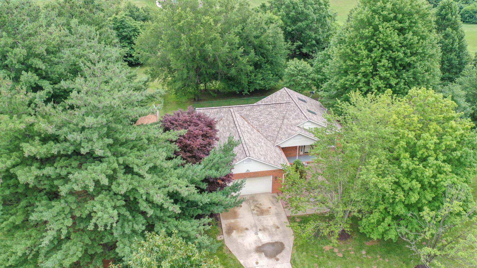 480 Piggott Ridge Lane Alton, IL 62002 - Photo 2 of 50 Gallery Image 2