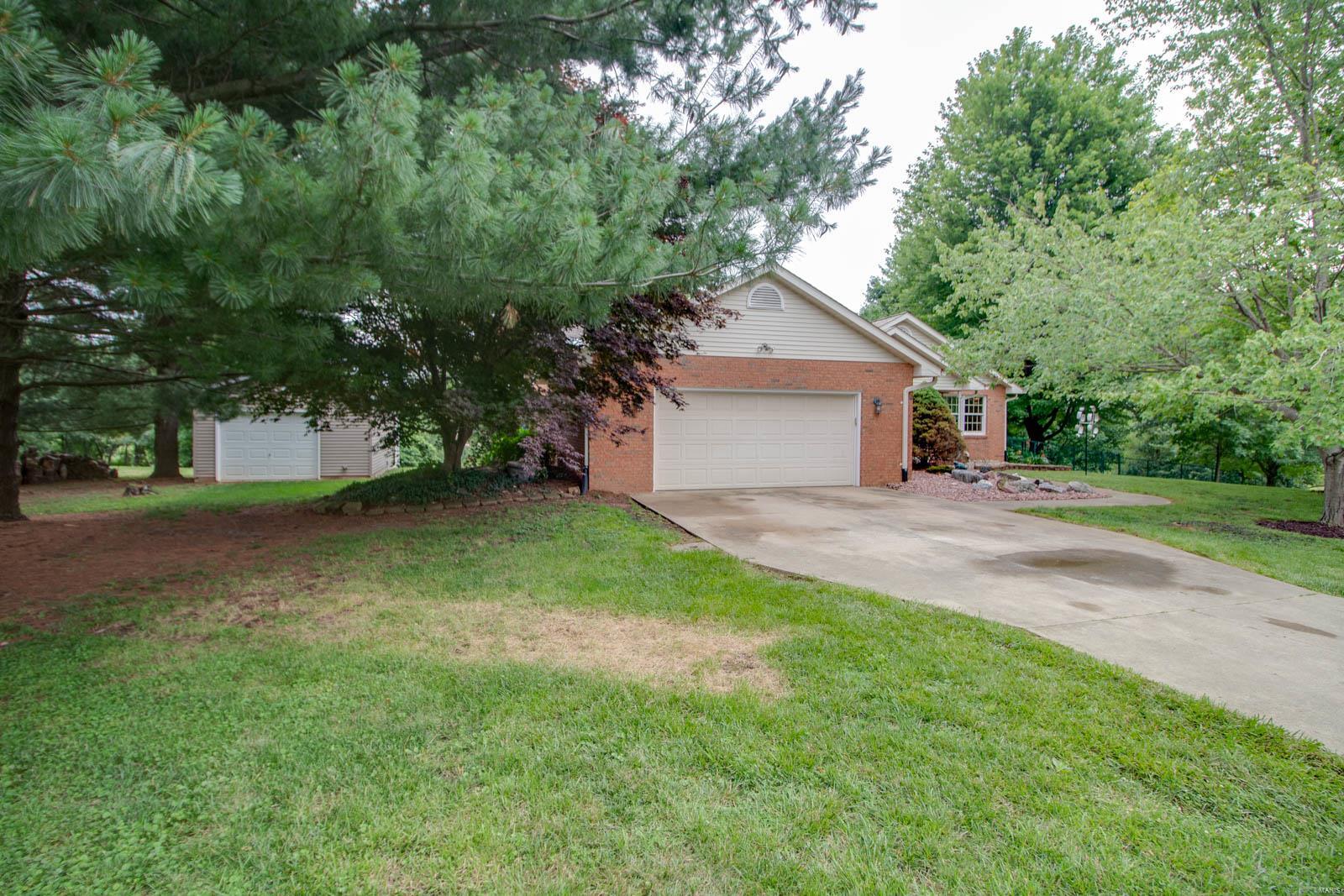 480 Piggott Ridge Lane Alton, IL 62002 - Photo 16 of 50 Gallery Image 16