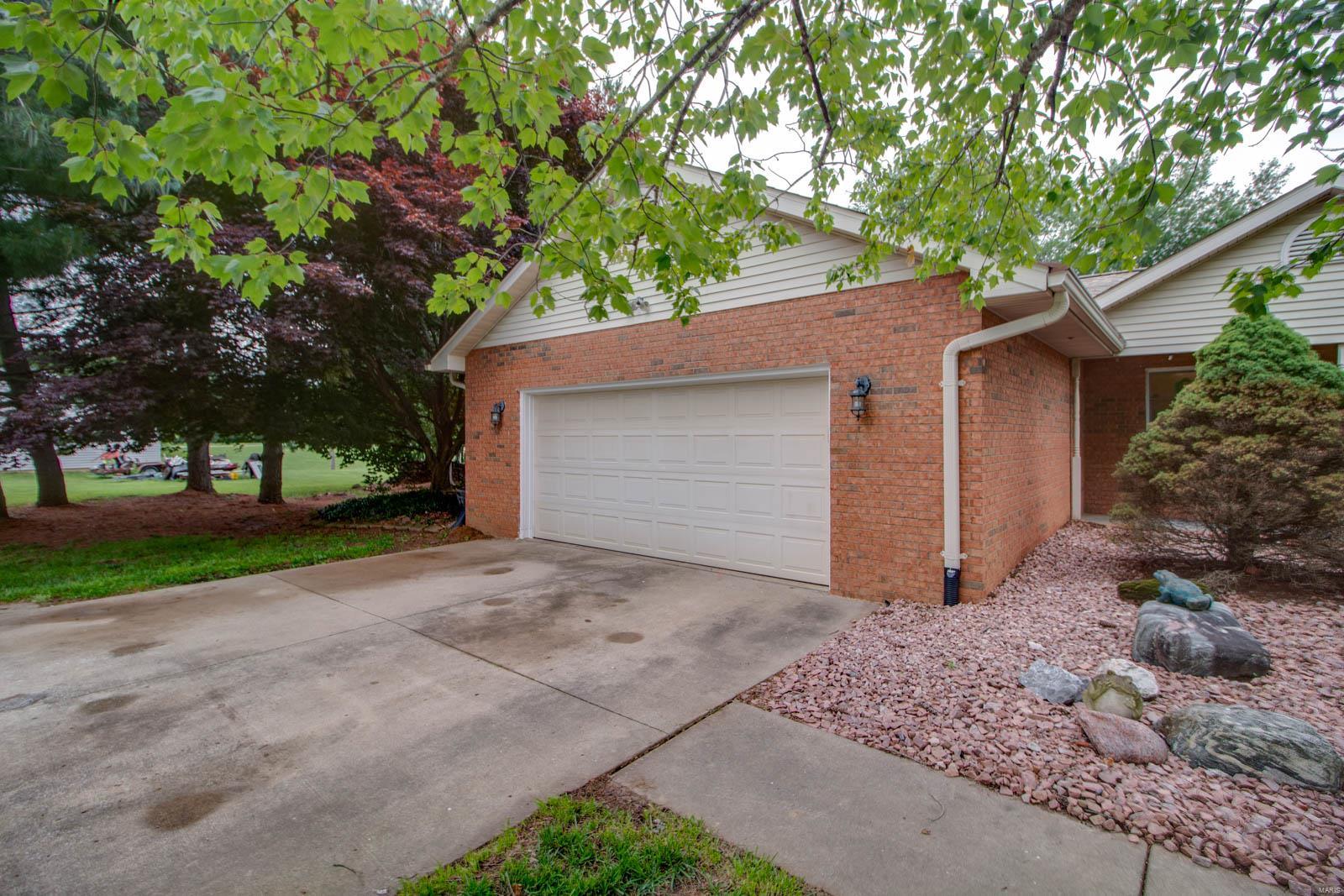 480 Piggott Ridge Lane Alton, IL 62002 - Photo 17 of 50 Gallery Image 17