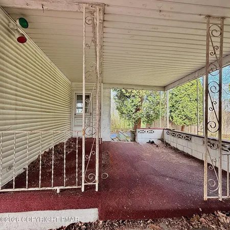 $99,900 | 815 York Avenue, Avoca, PA 18641