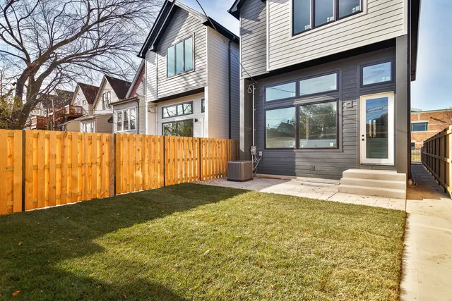 $1,129,000 | 1837 North Lawndale Avenue, Chicago, IL 60647