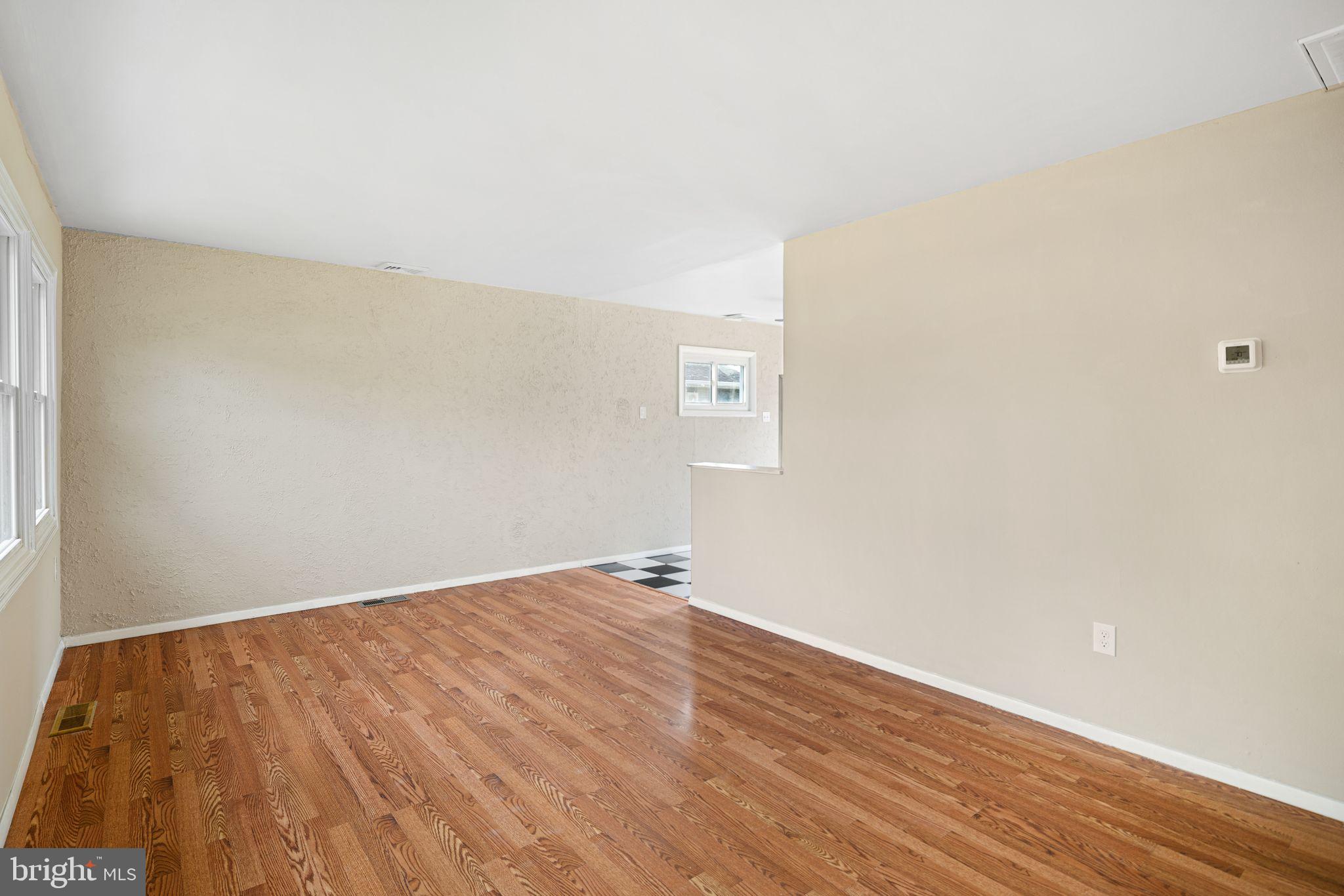 906 Stephen Avenue Croydon, PA 19021 - Photo 4 of 20 a view of an empty room