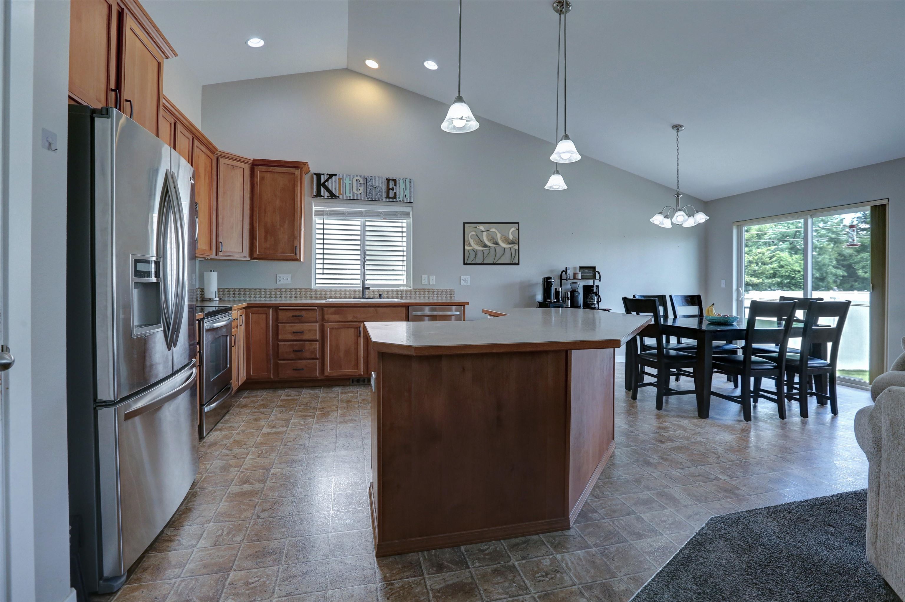 2210 North Greenacres Road Spokane Valley, WA 99016 - Photo 9 of 40 Gallery Image 9