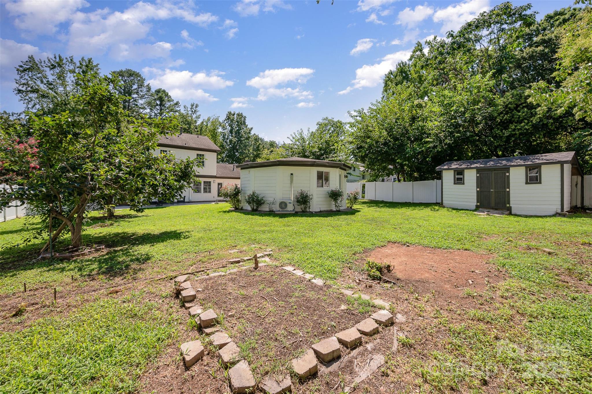 5915 Bluebonnet Road Charlotte, NC 28212 - Photo 27 of 27