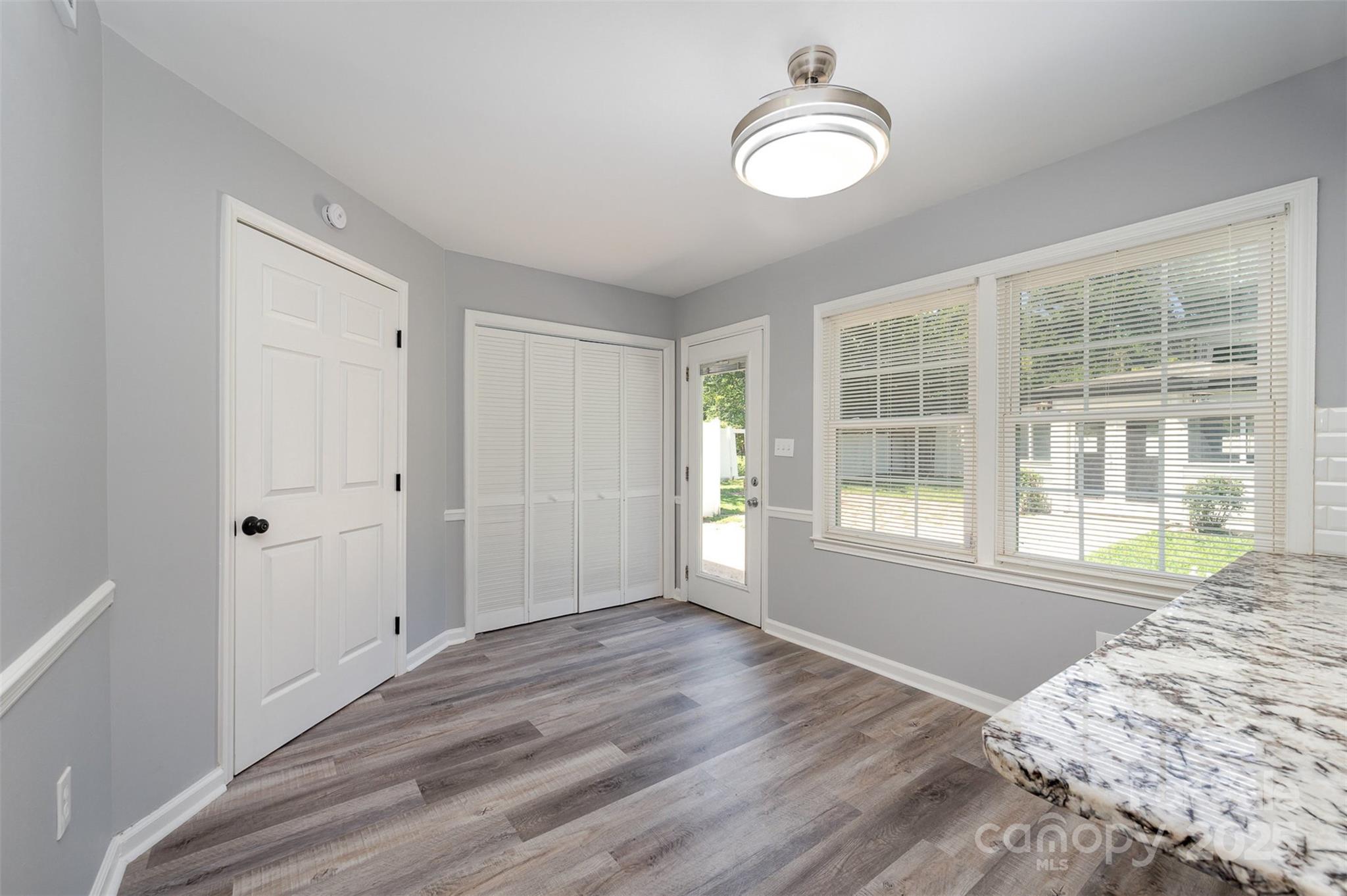 5915 Bluebonnet Road Charlotte, NC 28212 - Photo 7 of 27