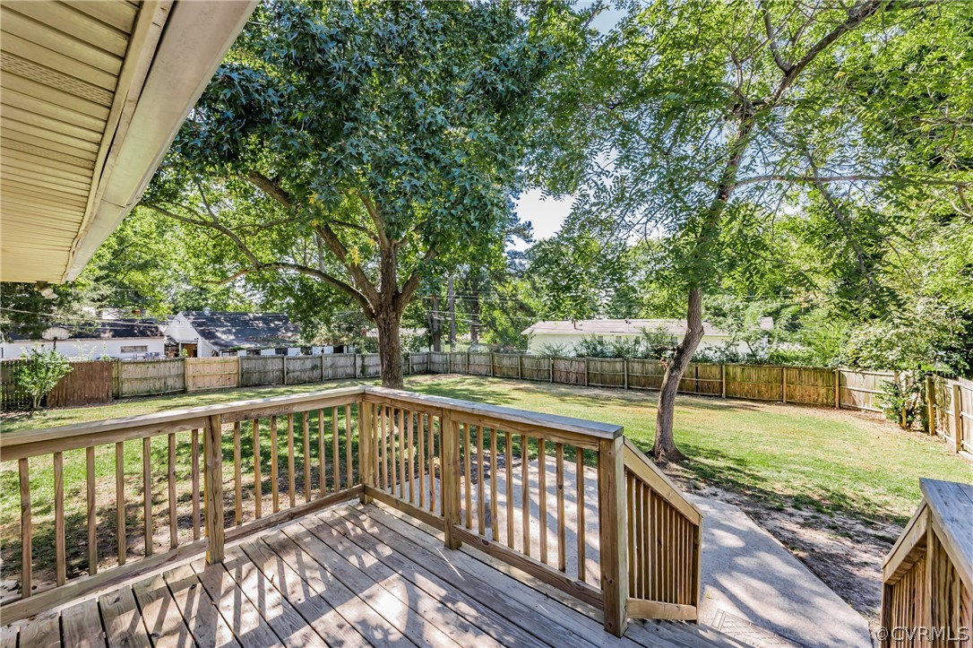 4905 Gilmour Road Sandston, VA 23150 - Photo 44 of 50 Deck/patio