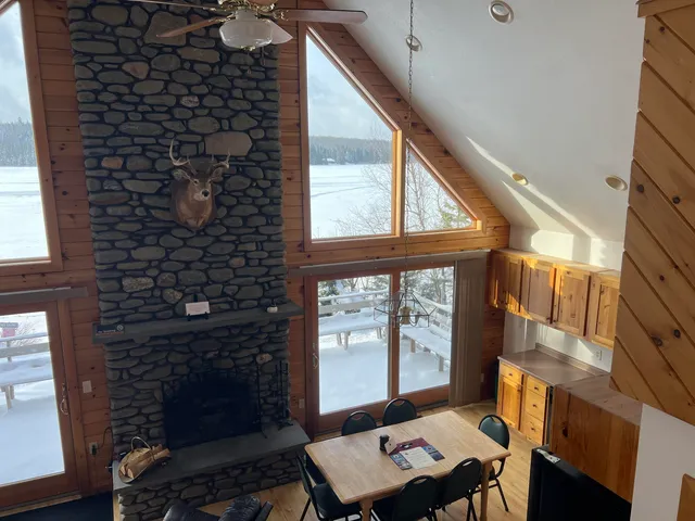 $650,000 | 529 Beach Road, Pittsburg, NH 03592