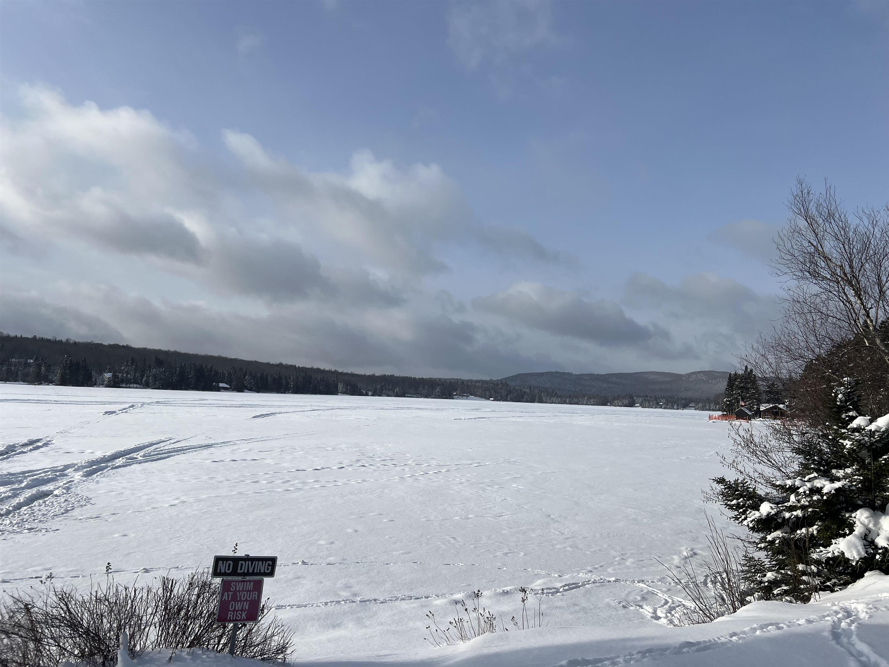 529 Beach Road Pittsburg, NH 03592 - Photo 4 of 14