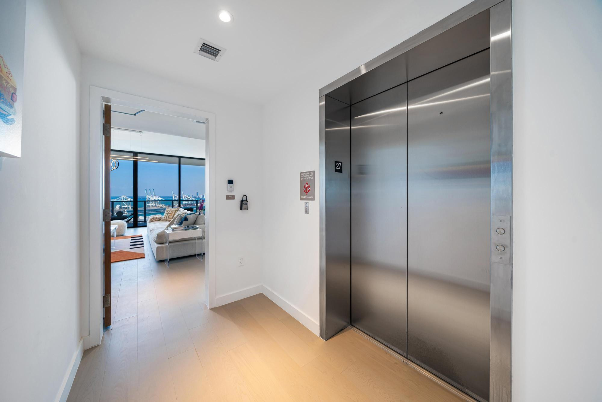 500 Alton Road, Unit 2702 Miami Beach, FL 33139 - Photo 32 of 32 Photo 32