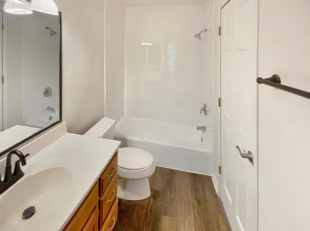 $396,000 | 3309 Red Oak Circle North, Burnsville, MN 55337