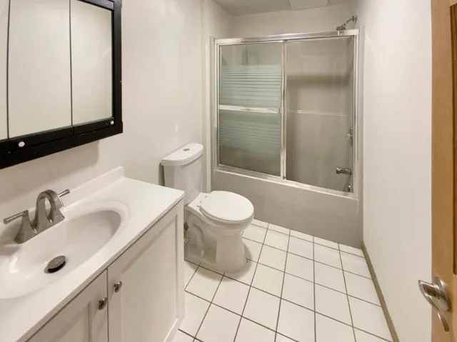 $396,000 | 3309 Red Oak Circle North, Burnsville, MN 55337