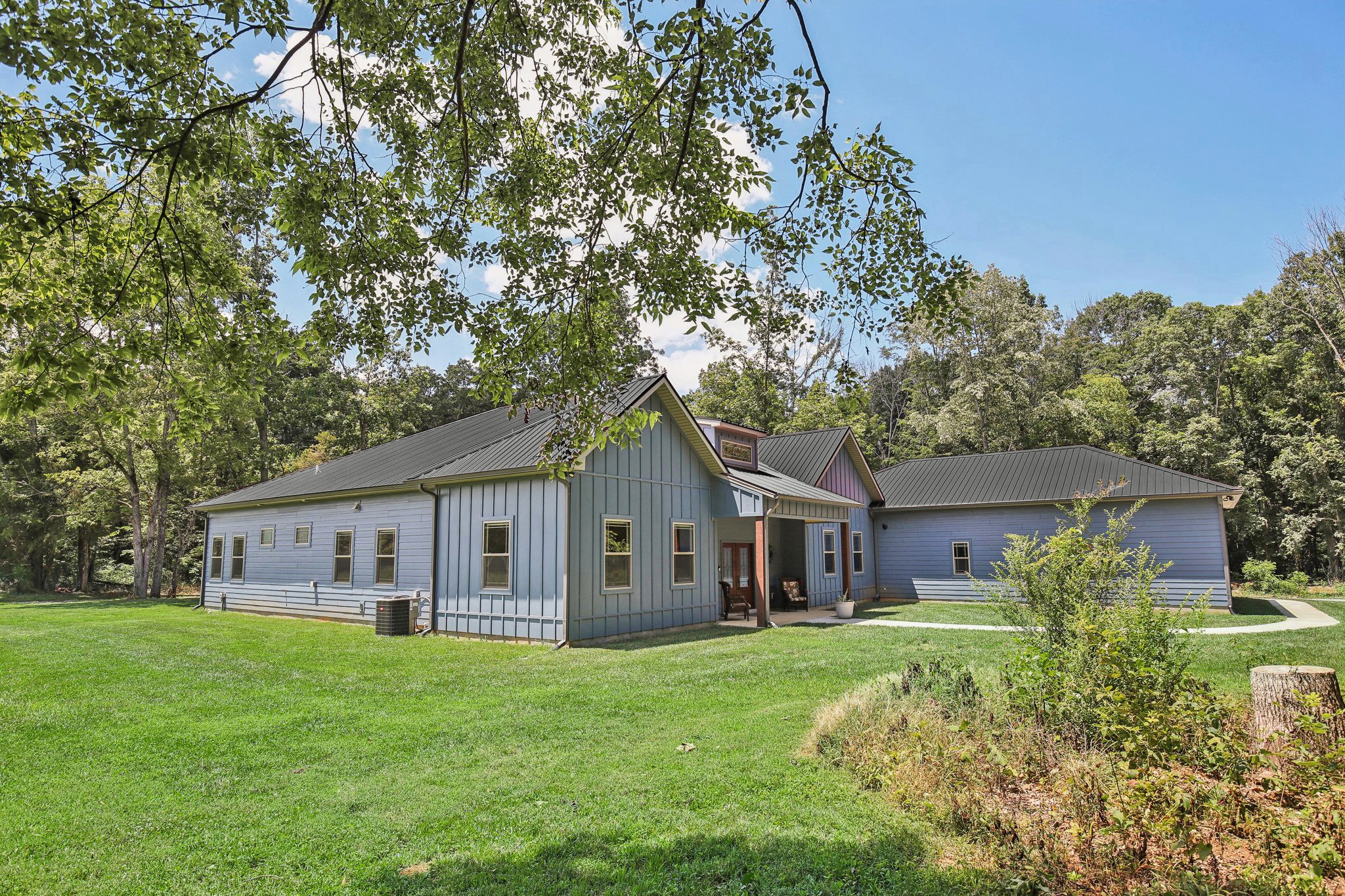 5096 Lytle Creek Road Murfreesboro, TN 37127 - Photo 47 of 70 ***This photo has been modified to show how the home will look if the roof is painted***