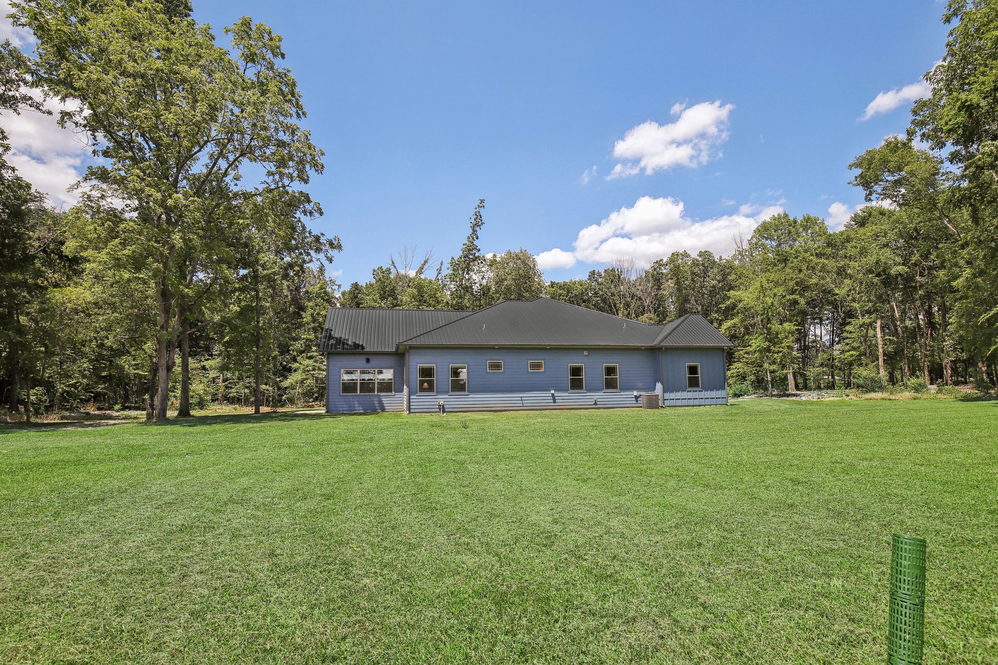 5096 Lytle Creek Road Murfreesboro, TN 37127 - Photo 53 of 70 ***This photo has been modified to show how the home will look if the roof is painted***