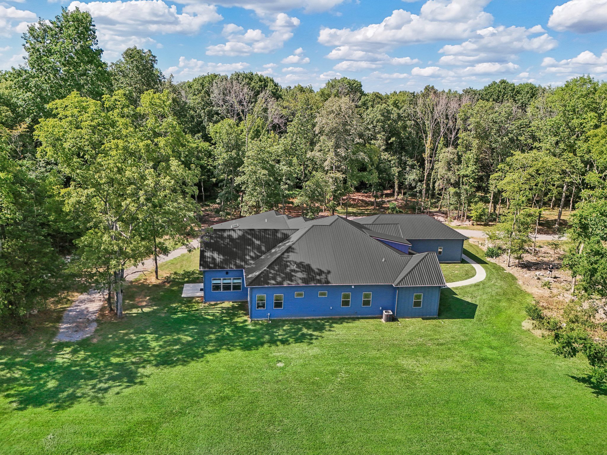 5096 Lytle Creek Road Murfreesboro, TN 37127 - Photo 59 of 70 ***This photo has been modified to show how the home will look if the roof is painted***