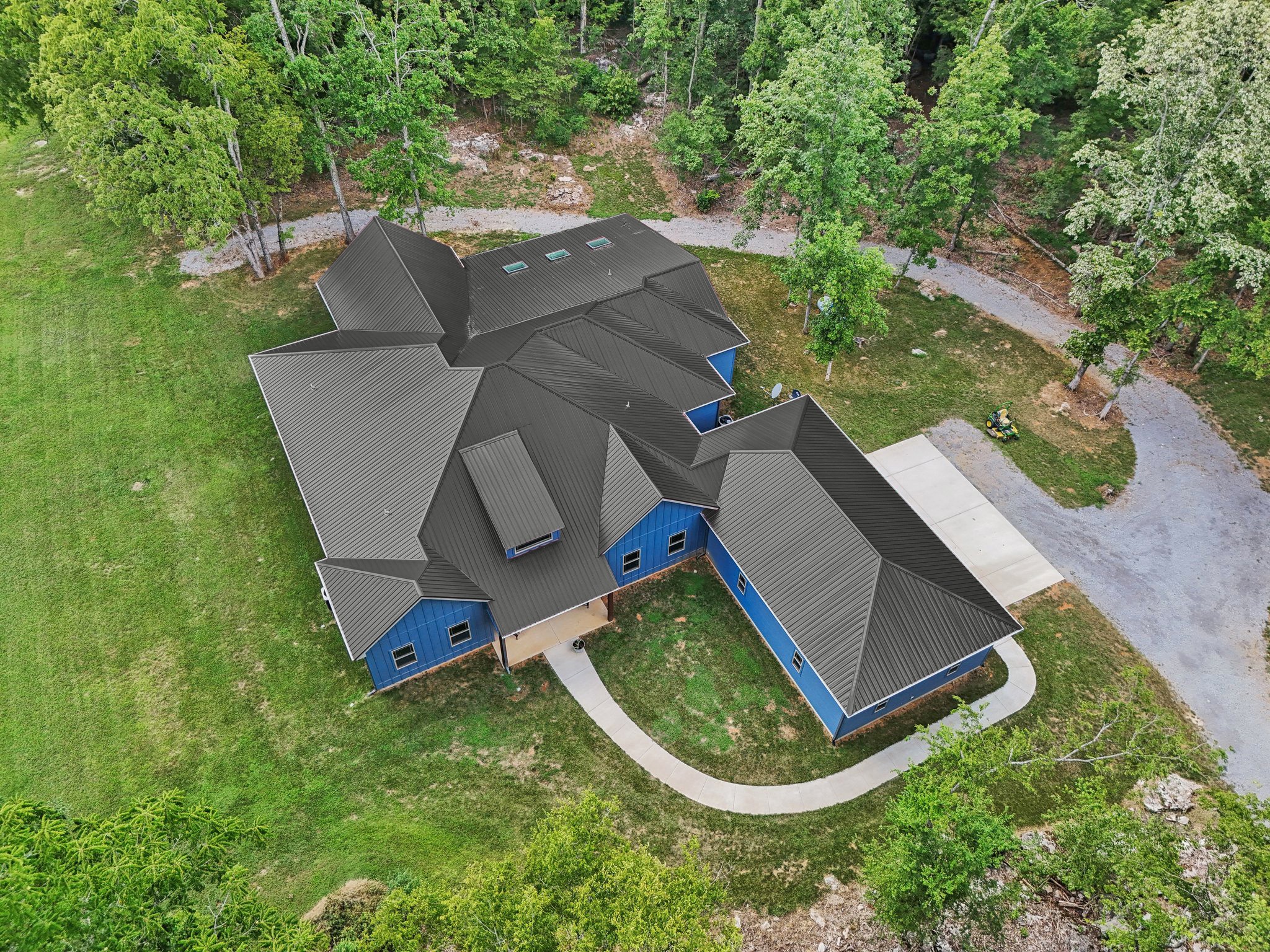 5096 Lytle Creek Road Murfreesboro, TN 37127 - Photo 61 of 70 ***This photo has been modified to show how the home will look if the roof is painted***