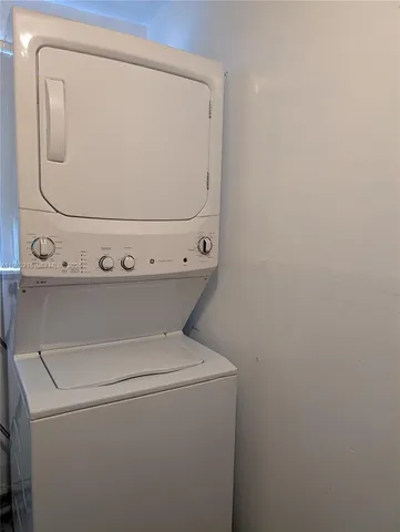 $1,750 | 311 Southwest 2nd Avenue, Unit 2, Dania Beach, FL 33004