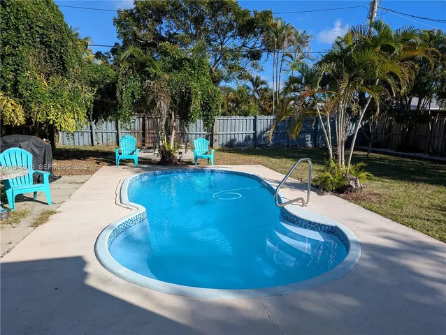 $1,750 | 311 Southwest 2nd Avenue, Unit 2, Dania Beach, FL 33004