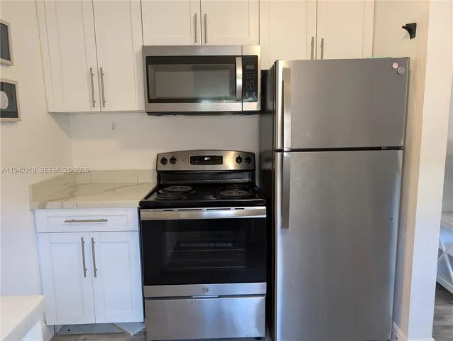 $1,750 | 311 Southwest 2nd Avenue, Unit 2, Dania Beach, FL 33004