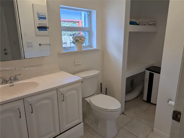 $1,750 | 311 Southwest 2nd Avenue, Unit 2, Dania Beach, FL 33004