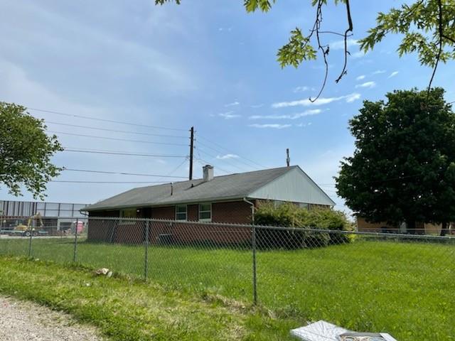 4156 Biscayne Road Indianapolis, IN 46226 - Photo 3 of 18