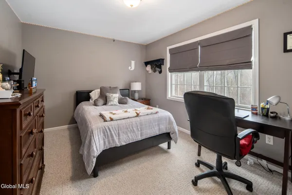 $500,000 | 79 Dewey Avenue, Halfmoon, NY 12118