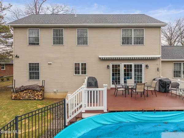 $500,000 | 79 Dewey Avenue, Halfmoon, NY 12118