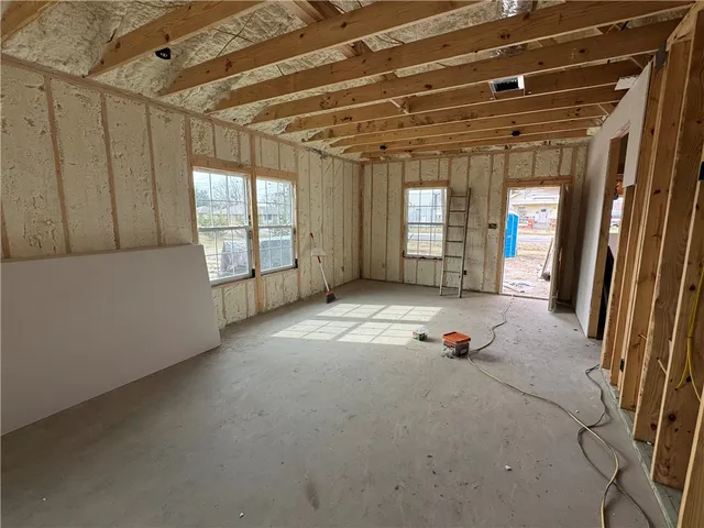 $269,000 | 502 Mignonette Drive North, Kosse, TX 76653