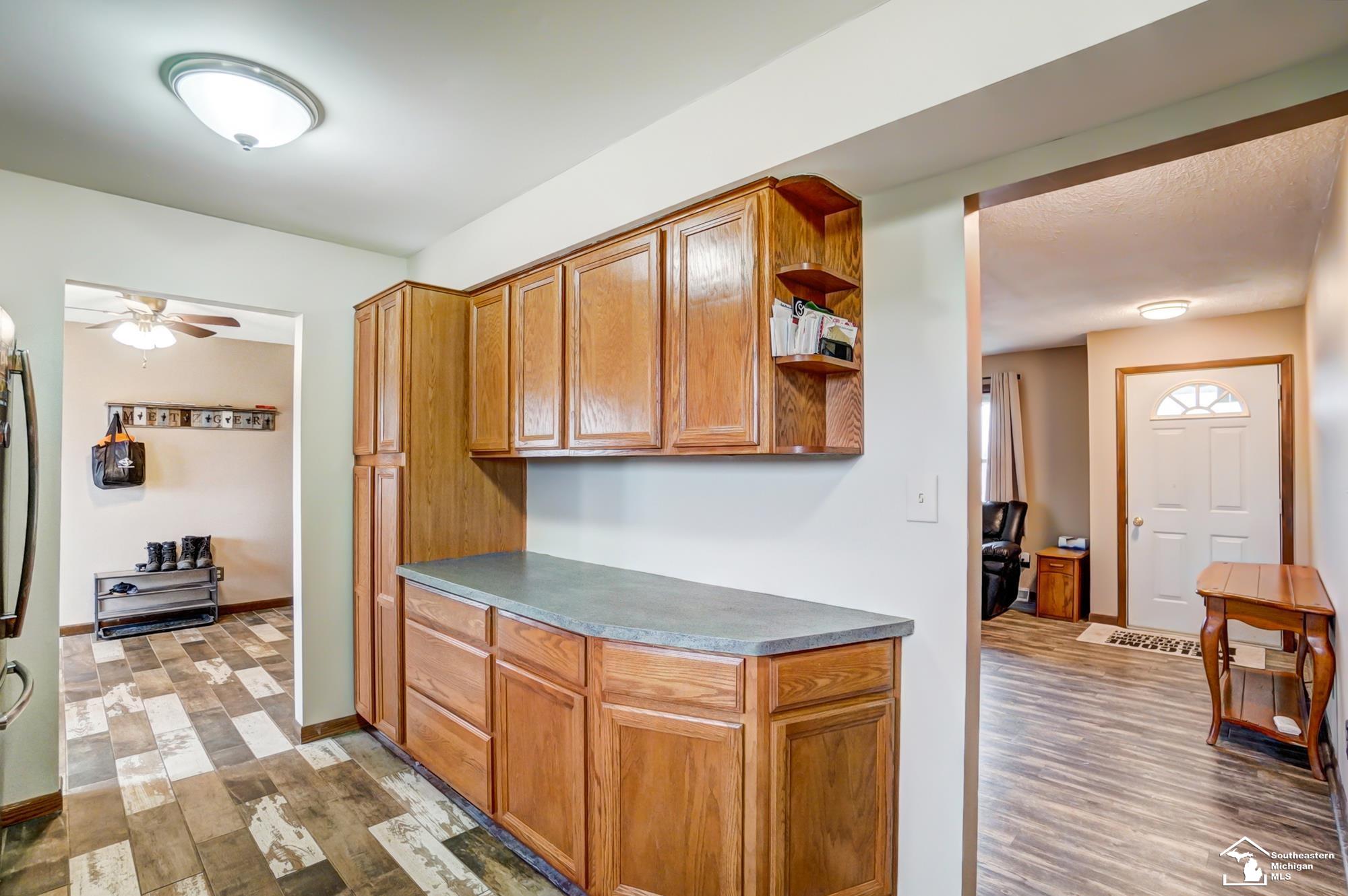 831 Newport Road Carleton, MI 48117 - Photo 10 of 38 50131477-f7cede21-6167-4a89-b66d-a32ab91c4ac7.JPG