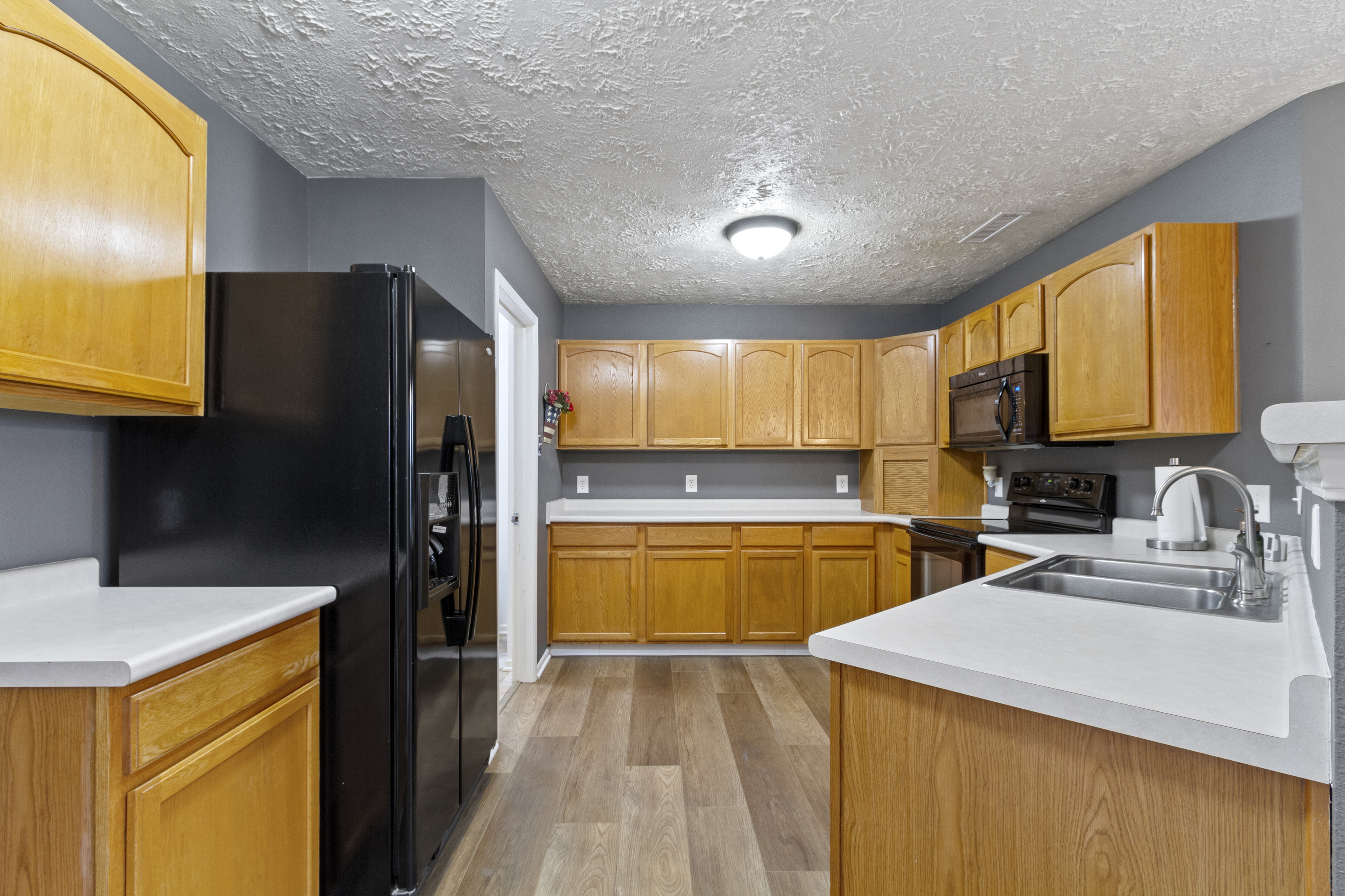 8250 South Evening Drive Pendleton, IN 46064 - Photo 13 of 46