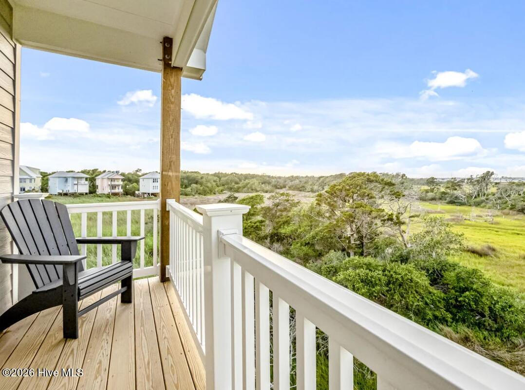 100 Salt Marsh Way Atlantic Beach, NC 28512 - Photo 3 of 39