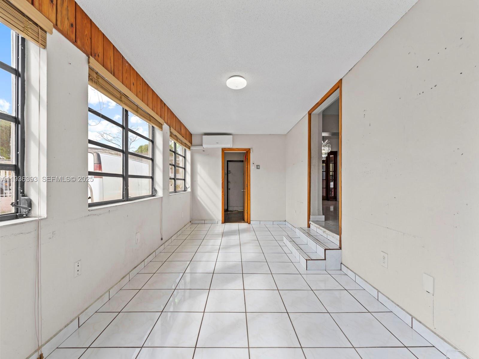 330 Southwest 52nd Avenue Miami, FL 33134 - Photo 12 of 40