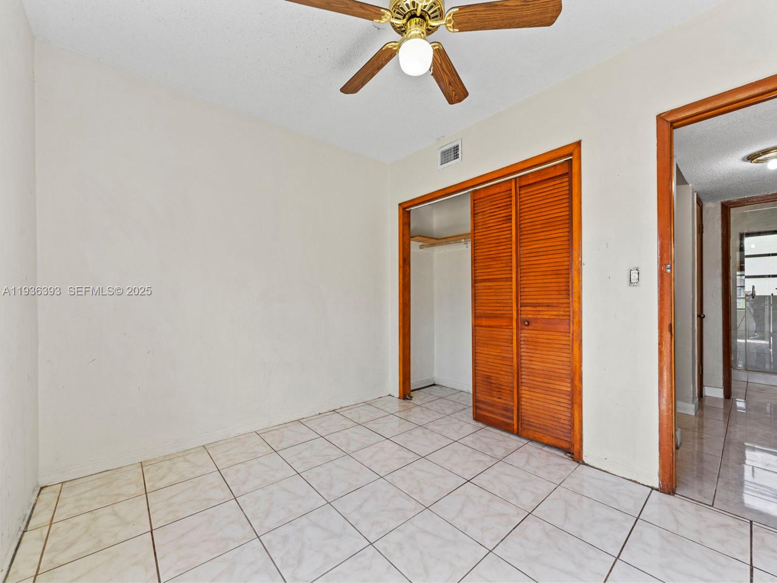 330 Southwest 52nd Avenue Miami, FL 33134 - Photo 14 of 40