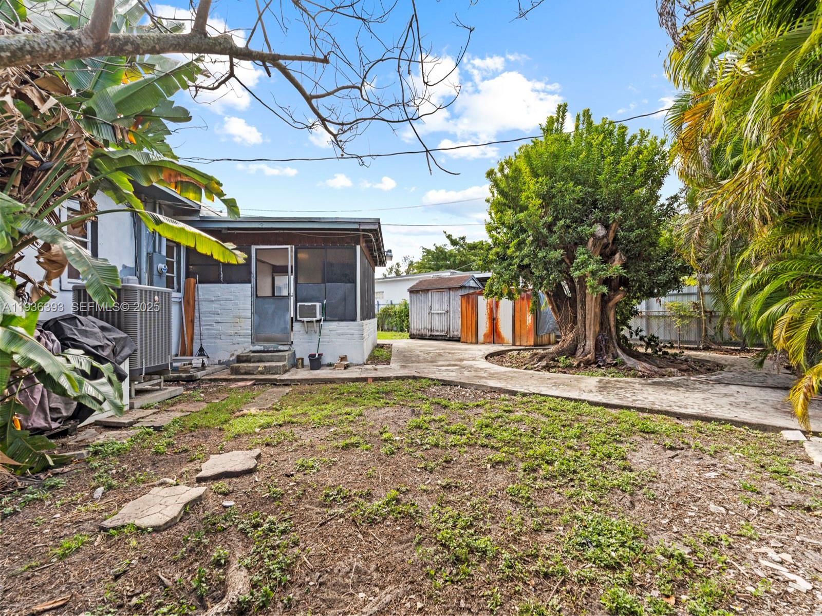 330 Southwest 52nd Avenue Miami, FL 33134 - Photo 31 of 40