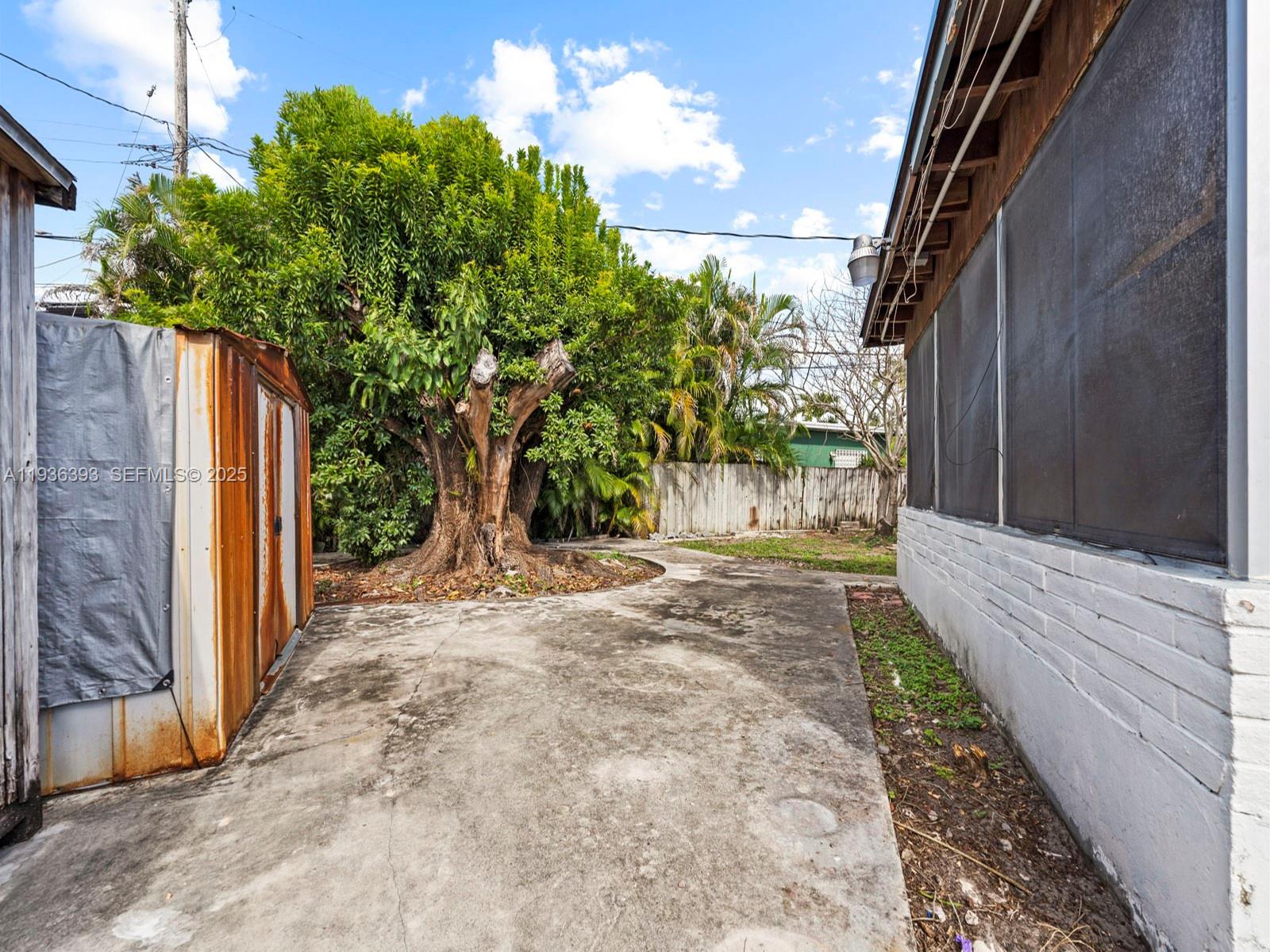 330 Southwest 52nd Avenue Miami, FL 33134 - Photo 32 of 40