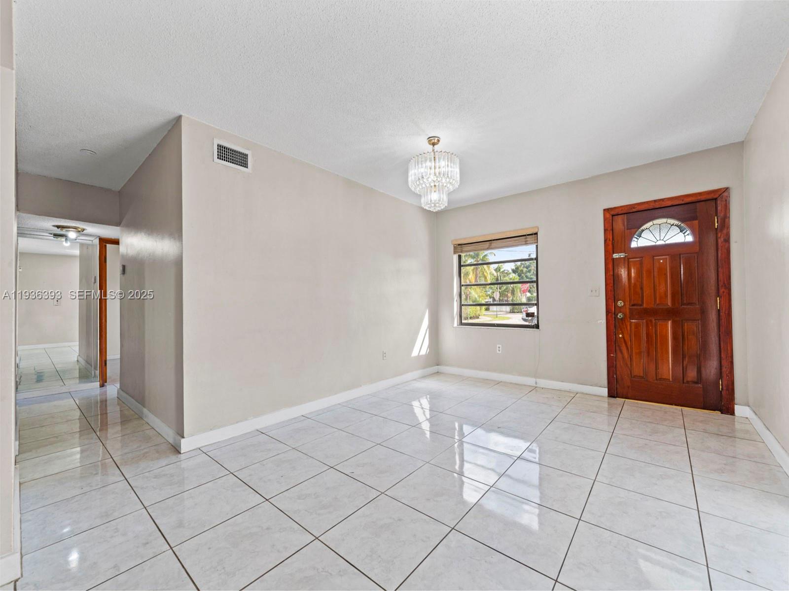 330 Southwest 52nd Avenue Miami, FL 33134 - Photo 5 of 40