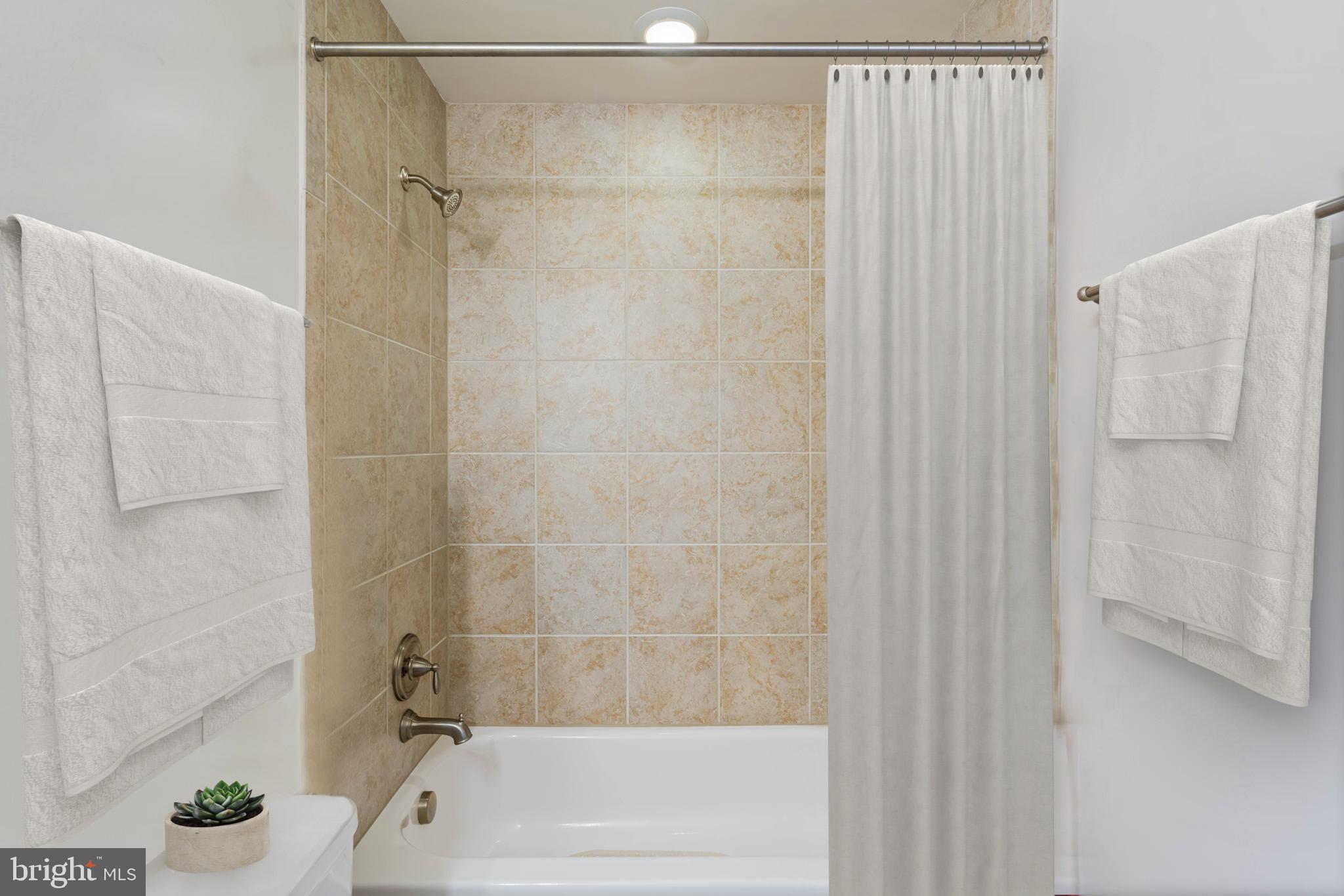 51 Hampton Park Road Stafford, VA 22554 - Photo 30 of 55 Bedroom 2 Ensuite