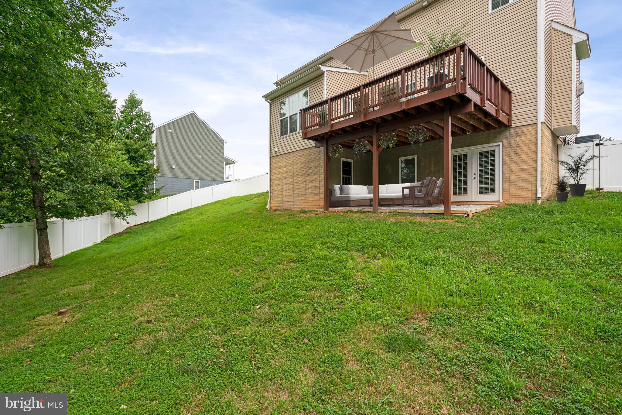 51 Hampton Park Road Stafford, VA 22554 - Photo 47 of 55 Backyard with new Paver Patio (VS)