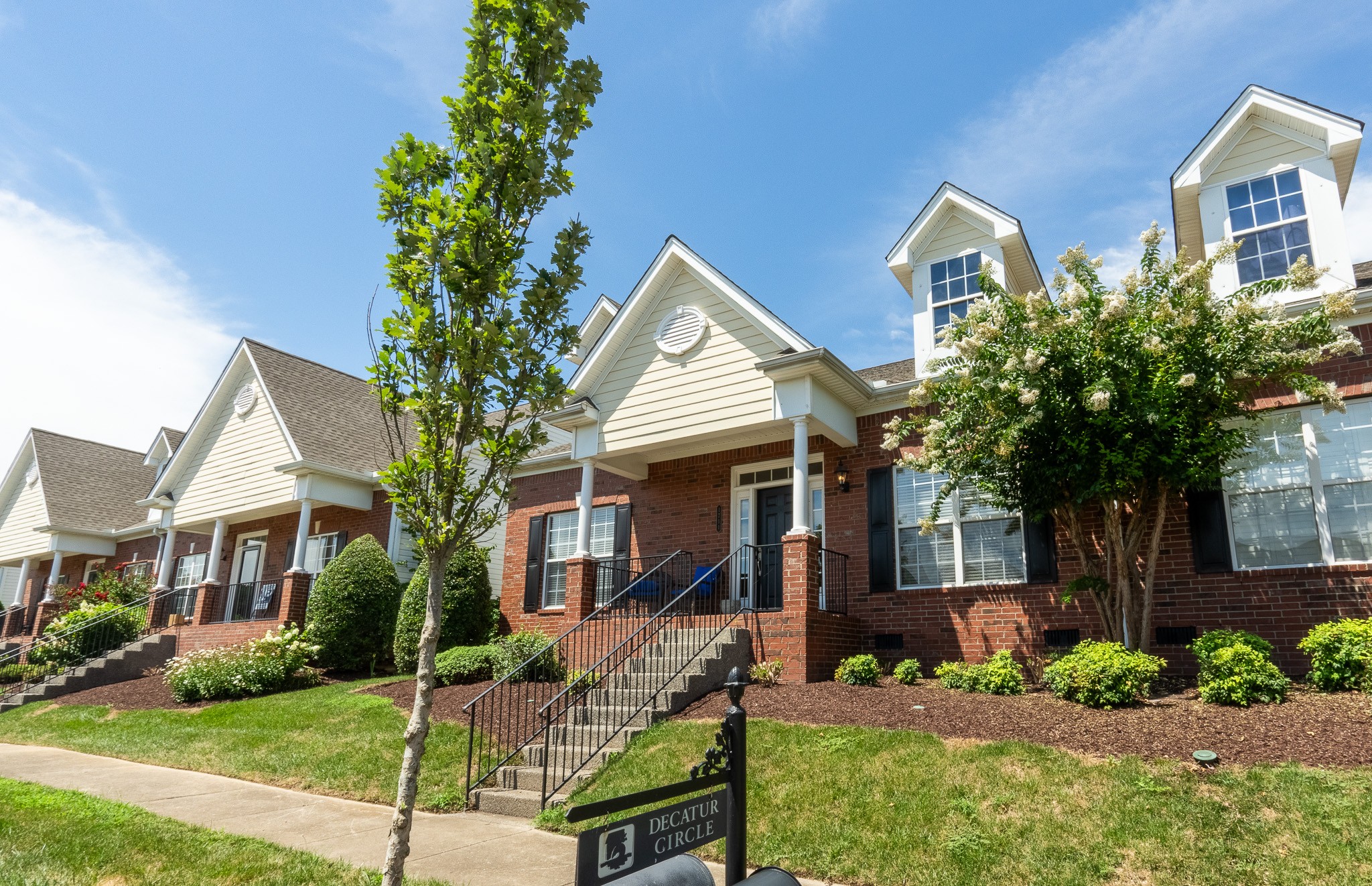 1711 Decatur Circle Franklin, TN 37067 - Photo 2 of 17 Gallery Image 2