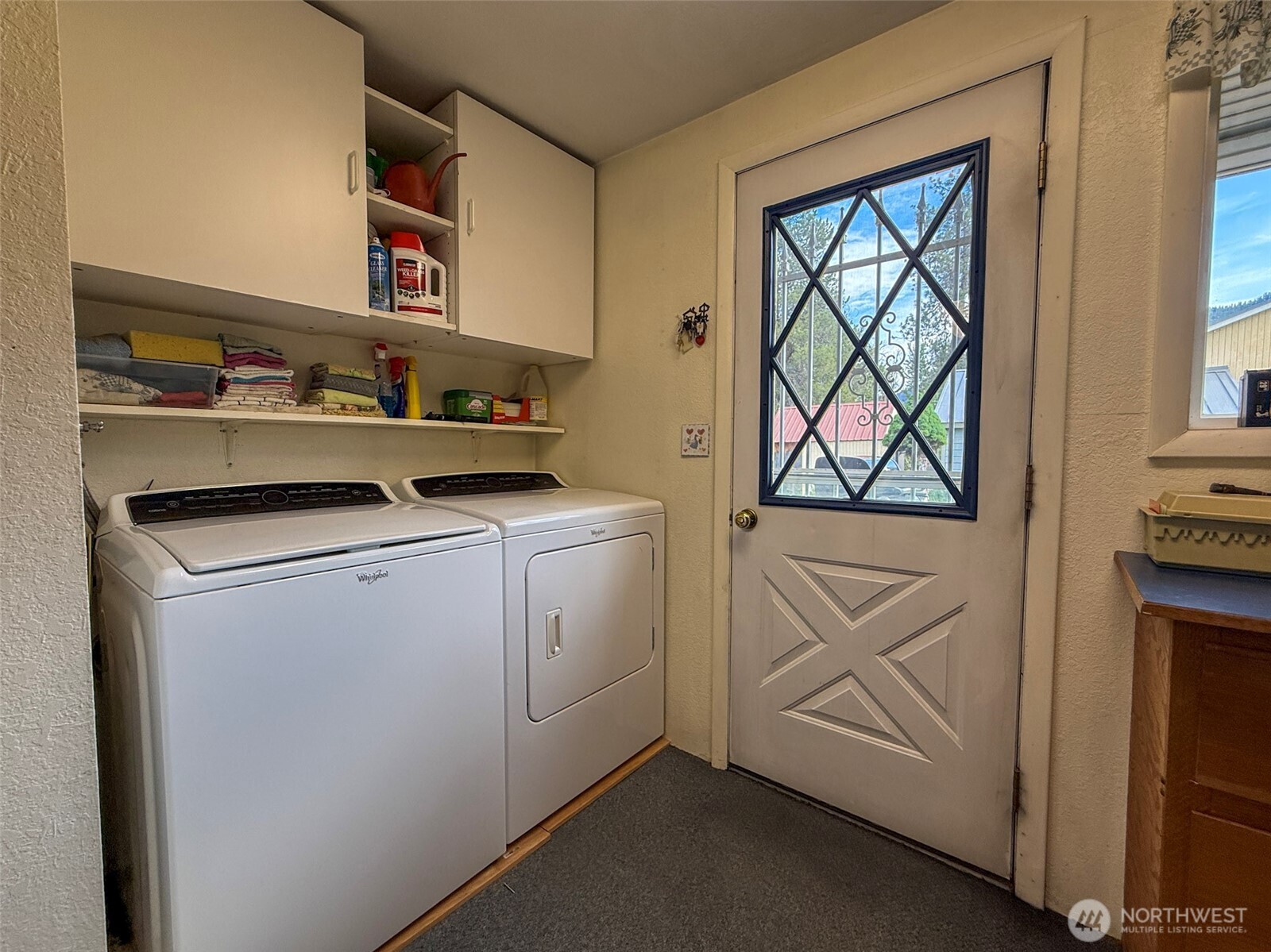 518 Bridge Street Twisp, WA 98856 - Photo 26 of 40 a utility room with dryer and washer