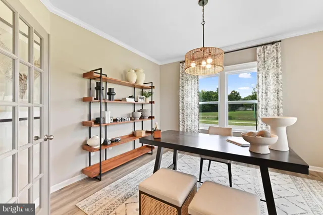 a view of a livingroom with furniture window and outside view