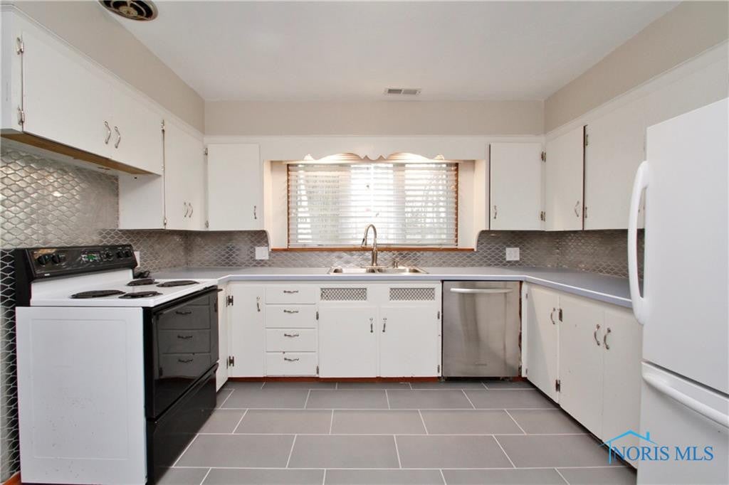 1141 Malcolm Road Toledo, OH 43615 - Photo 19 of 48 Gallery Image 19