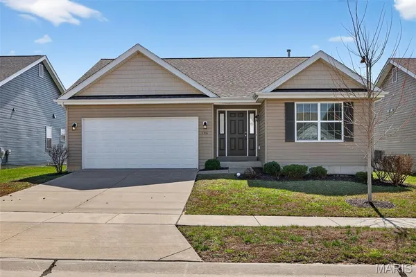 $310,000 | 106 Pearl Vista Court, O'Fallon, MO 63366