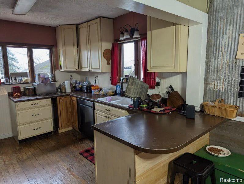 5801 Miller Road Marlette, MI 48453 - Photo 14 of 48