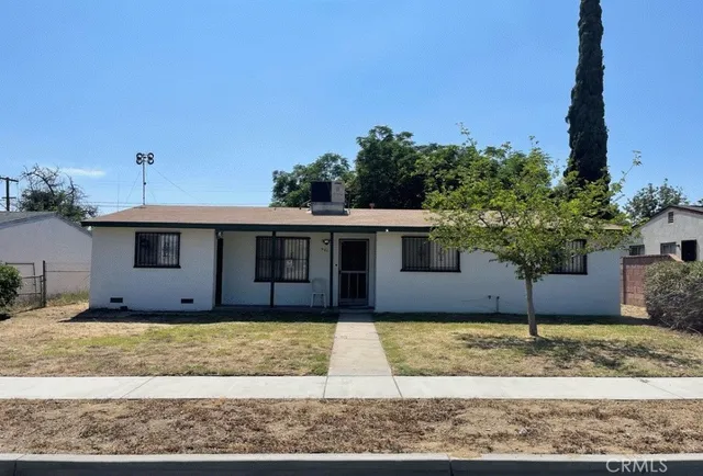 $2,600 | 9416 Cedar Avenue, Bloomington, CA 92316