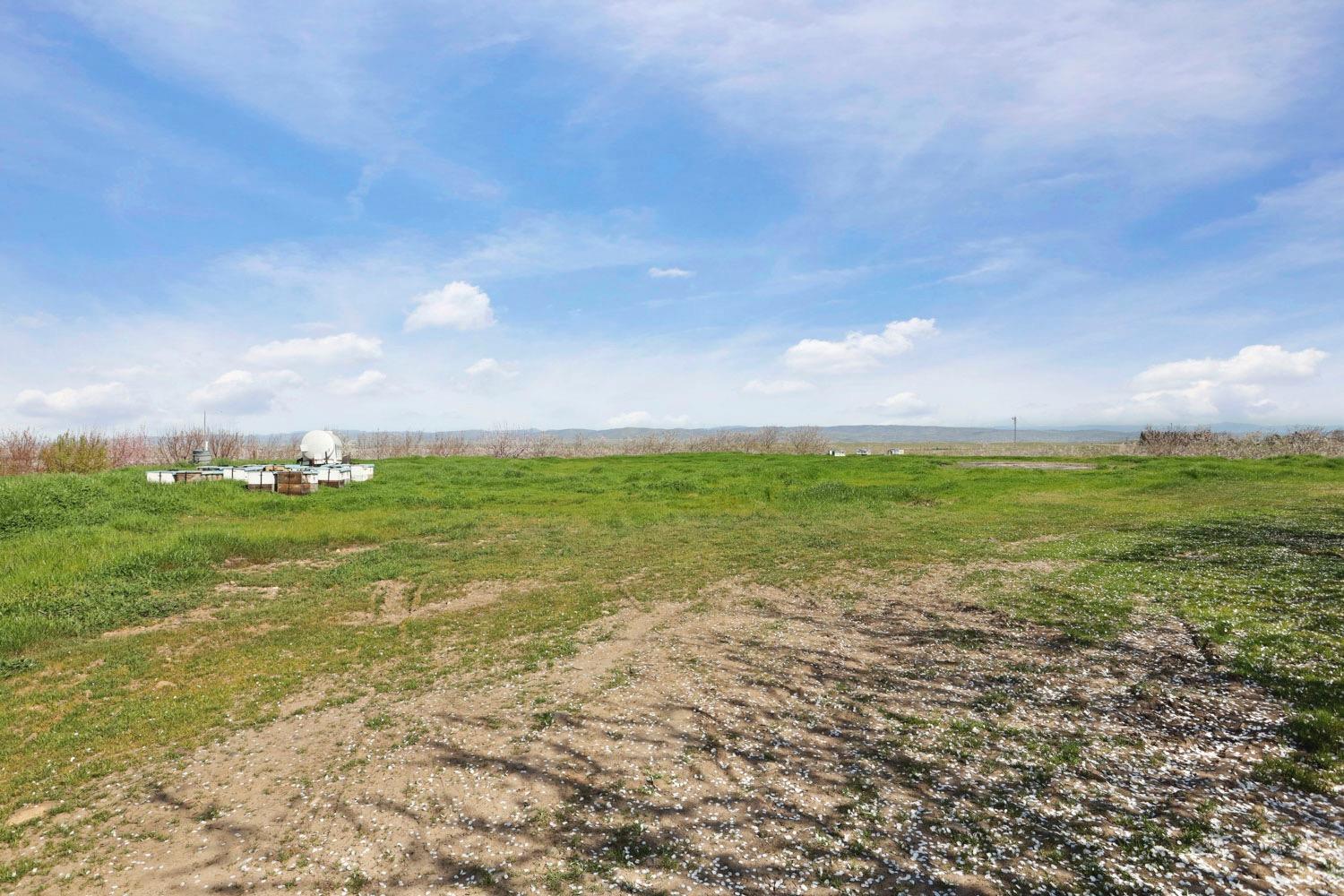 10031 Frankenheimer Road Oakdale, CA 95361 - Photo 86 of 95 a view of an ocean