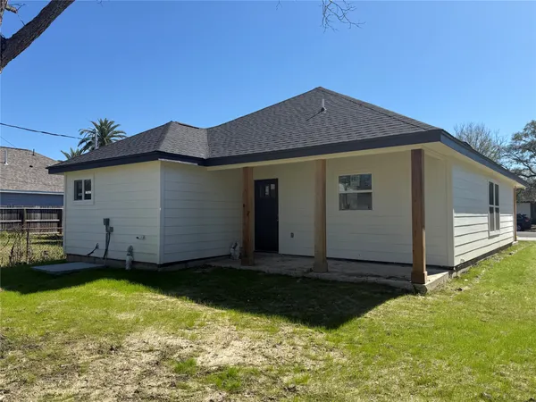 a backyard of a house