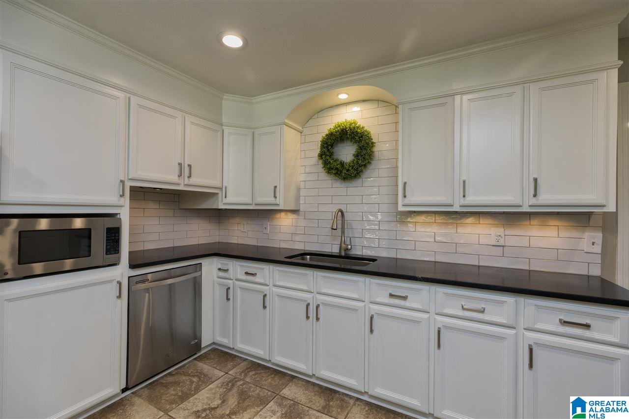 8023 Cavern Road Trussville, AL 35173 - Photo 36 of 47
